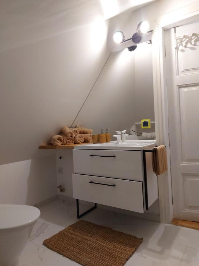 Modern History Apartment 塔林 外观 照片