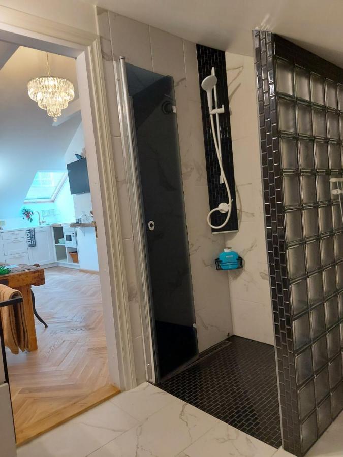 Modern History Apartment 塔林 外观 照片